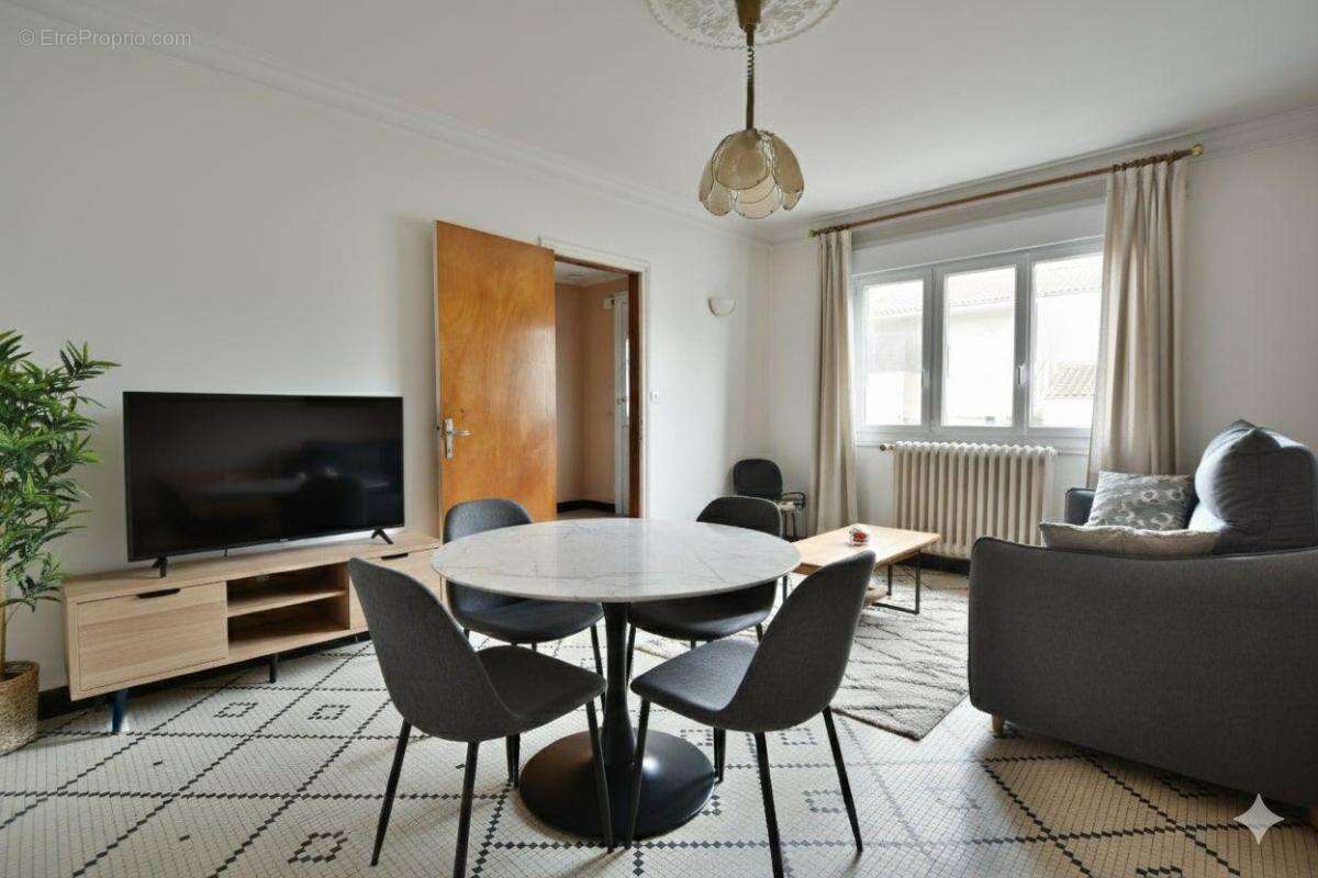 Maison 113 m² à Cholet  - photo 2