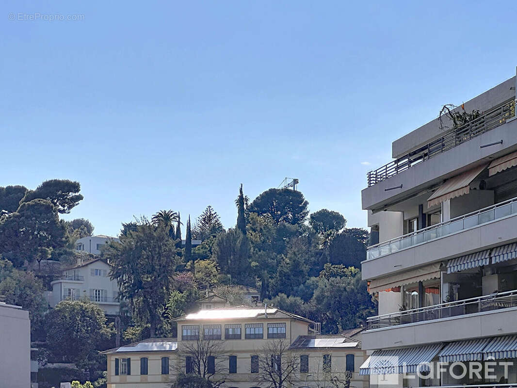 Appartement à ROQUEBRUNE-CAP-MARTIN