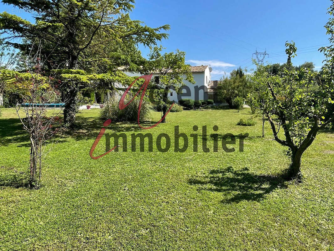 Maison à CAUMONT-SUR-DURANCE