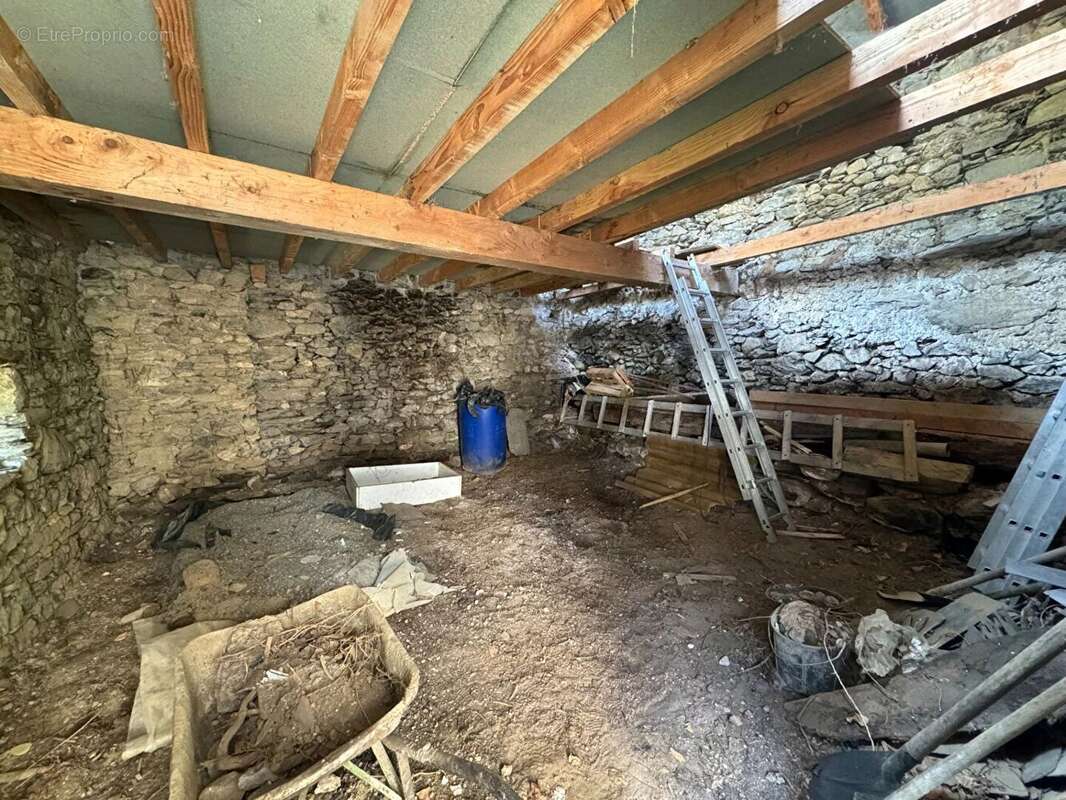 Maison à SAINT-LARY