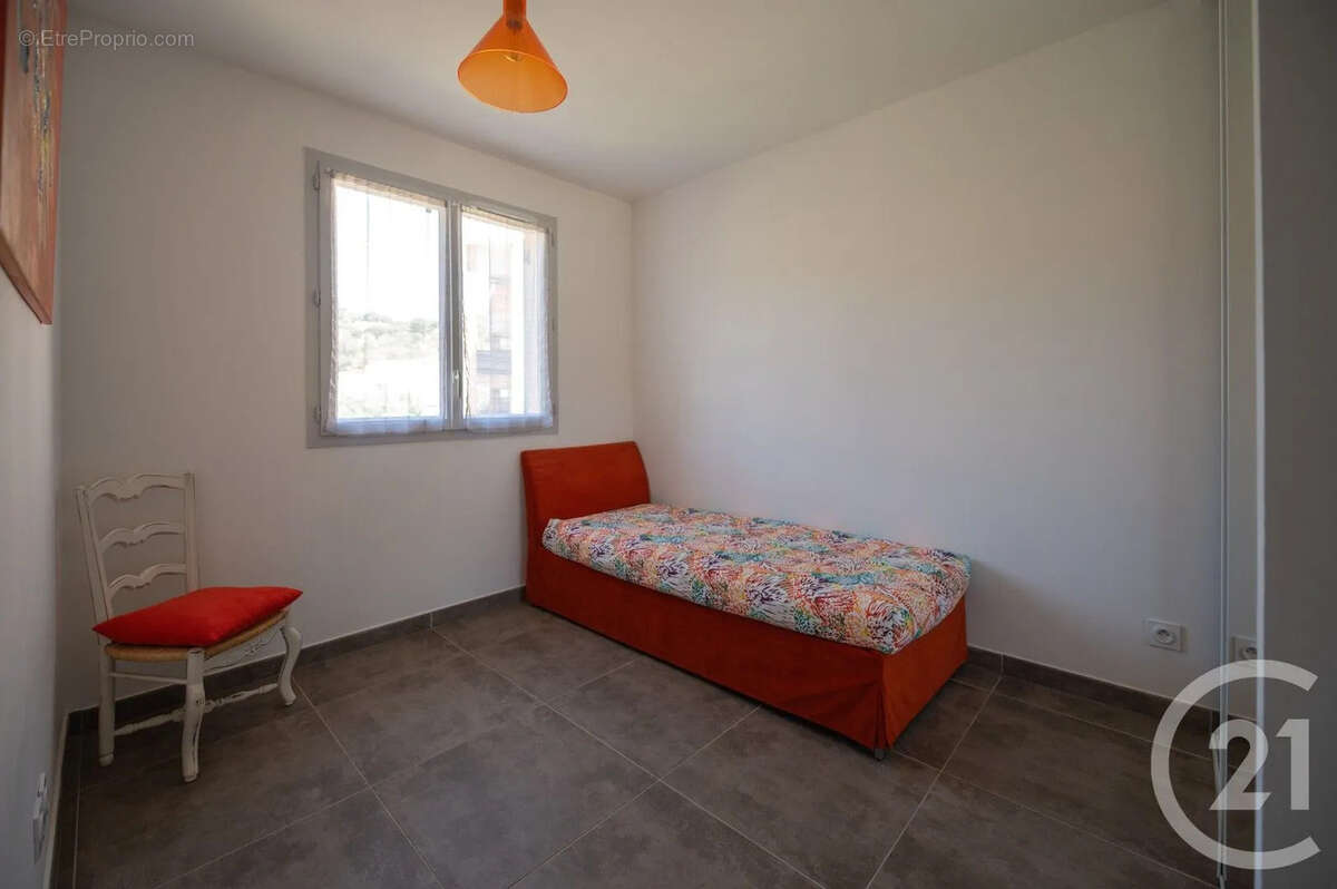 Appartement à BORMES-LES-MIMOSAS