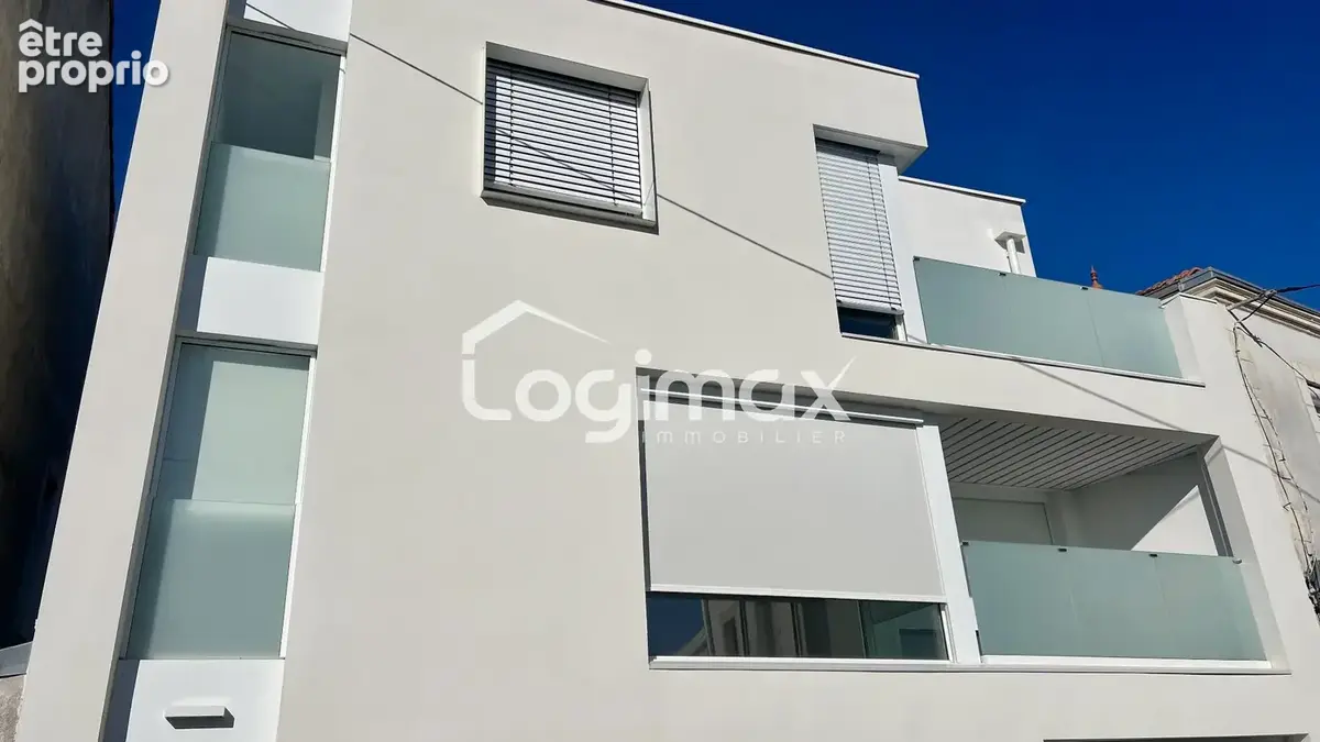 Photo Maison à La Rochelle au prix de 990 000€