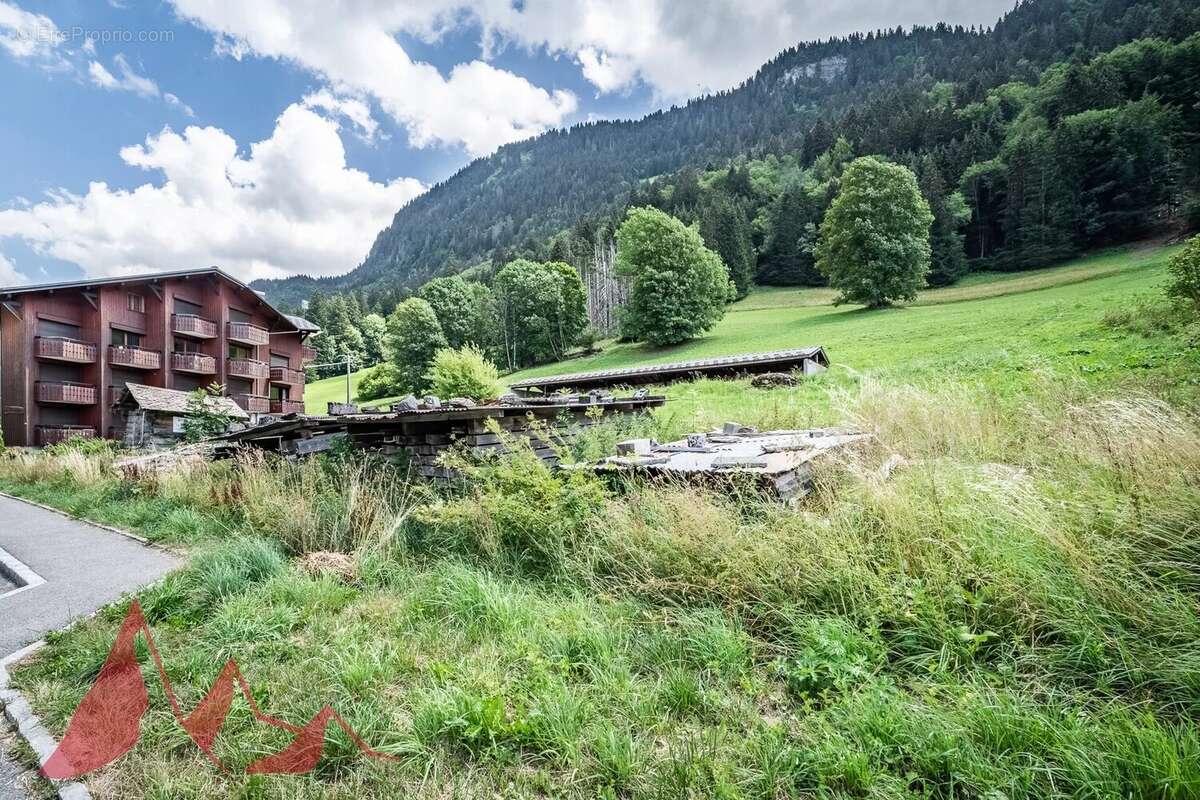 Terrain constructible de 817 m² à Morzine - Morzine Immobilier - photo 5