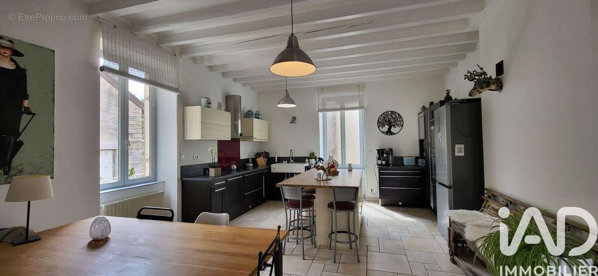 Photo 2 - Maison à DRACY-LE-FORT