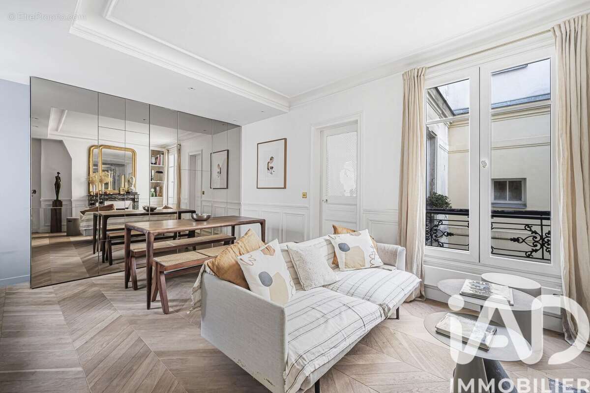 Photo 4 - Appartement à PARIS-10E