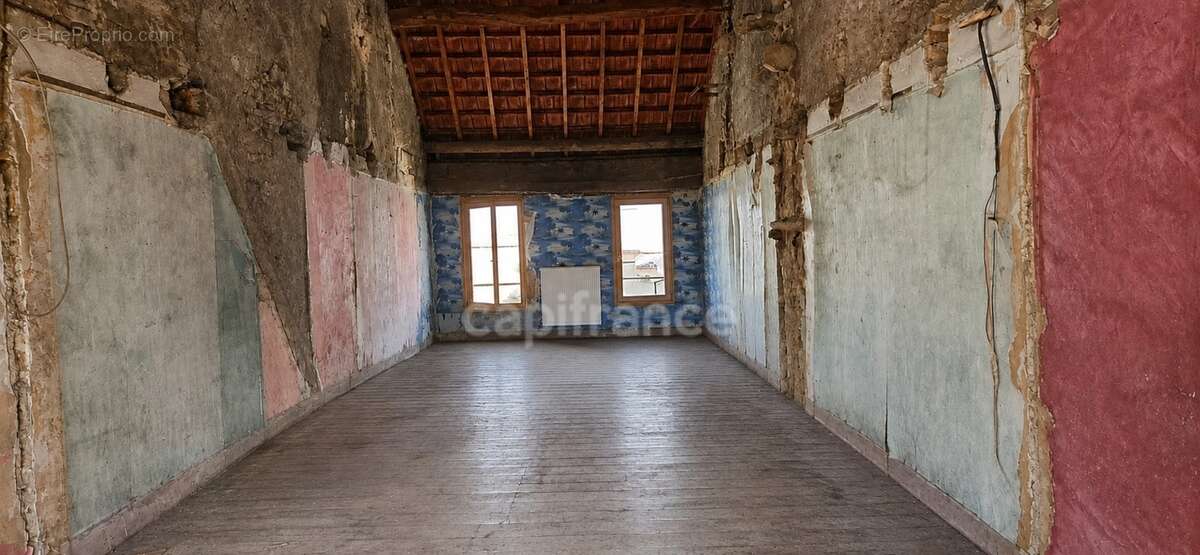Immeuble de rapport – Local commercial et studio loués + plateau à aménager – Fort potentiel investisseur - photo 10