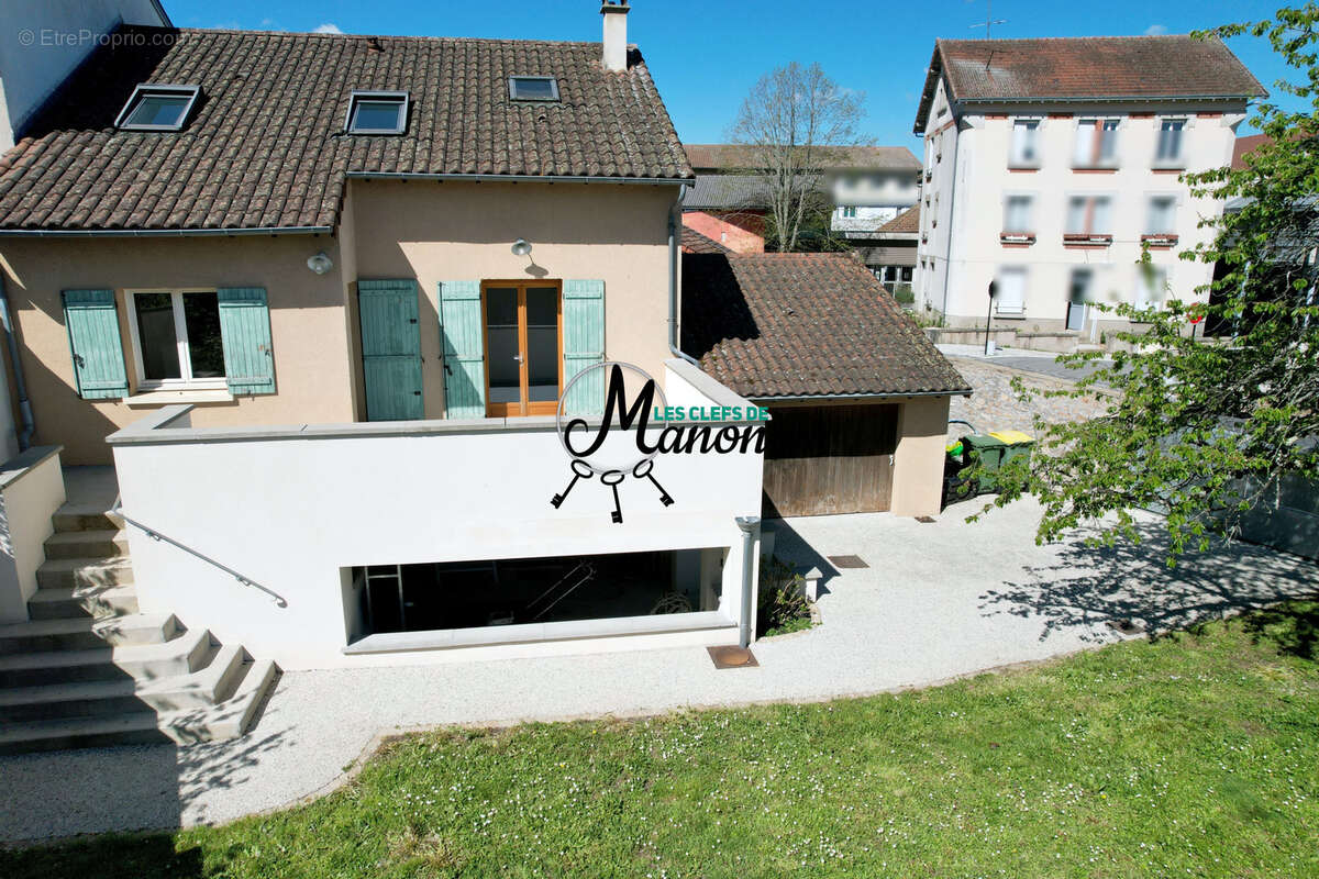 Maison à BESSINES-SUR-GARTEMPE