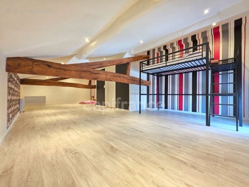 Maison à VILLEGOUGE