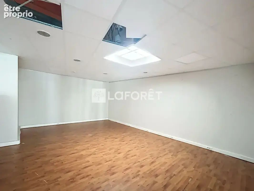 Bureaux Flers 450 m² - photo 6