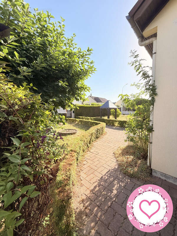 Maison 118 m² à Cerdon  - photo 4