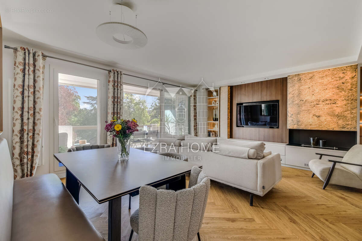 Appartement à LEVALLOIS-PERRET