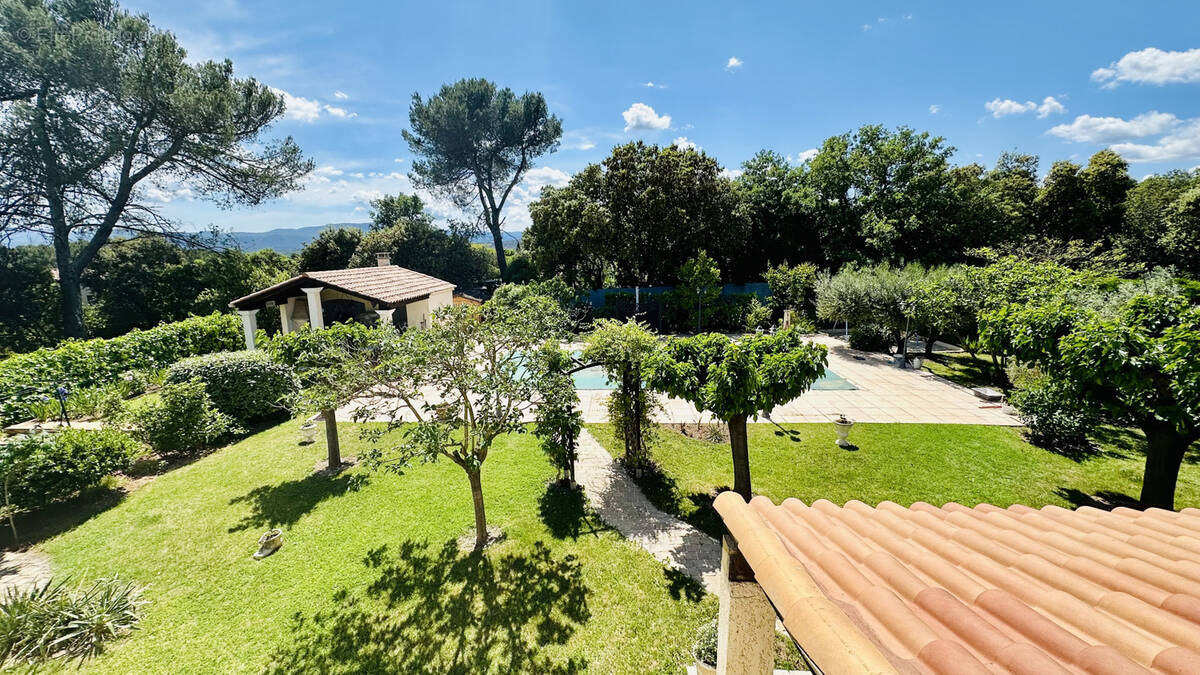 Maison à SAINT-MAXIMIN-LA-SAINTE-BAUME
