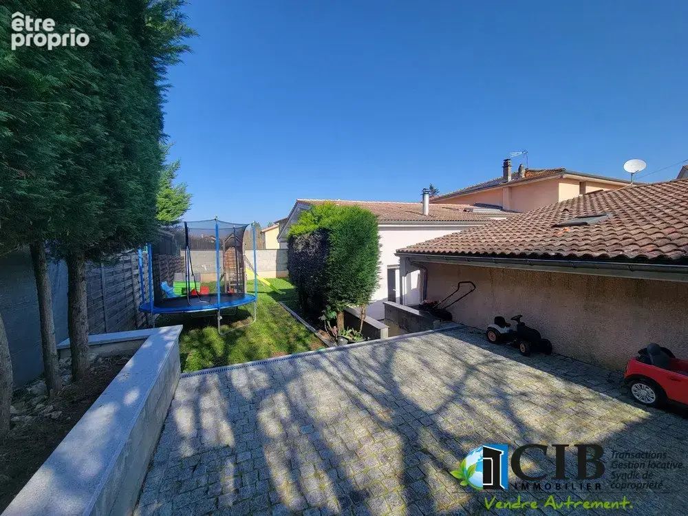 Maison 118 m2 habitables avec jardin et dépendance - photo 3