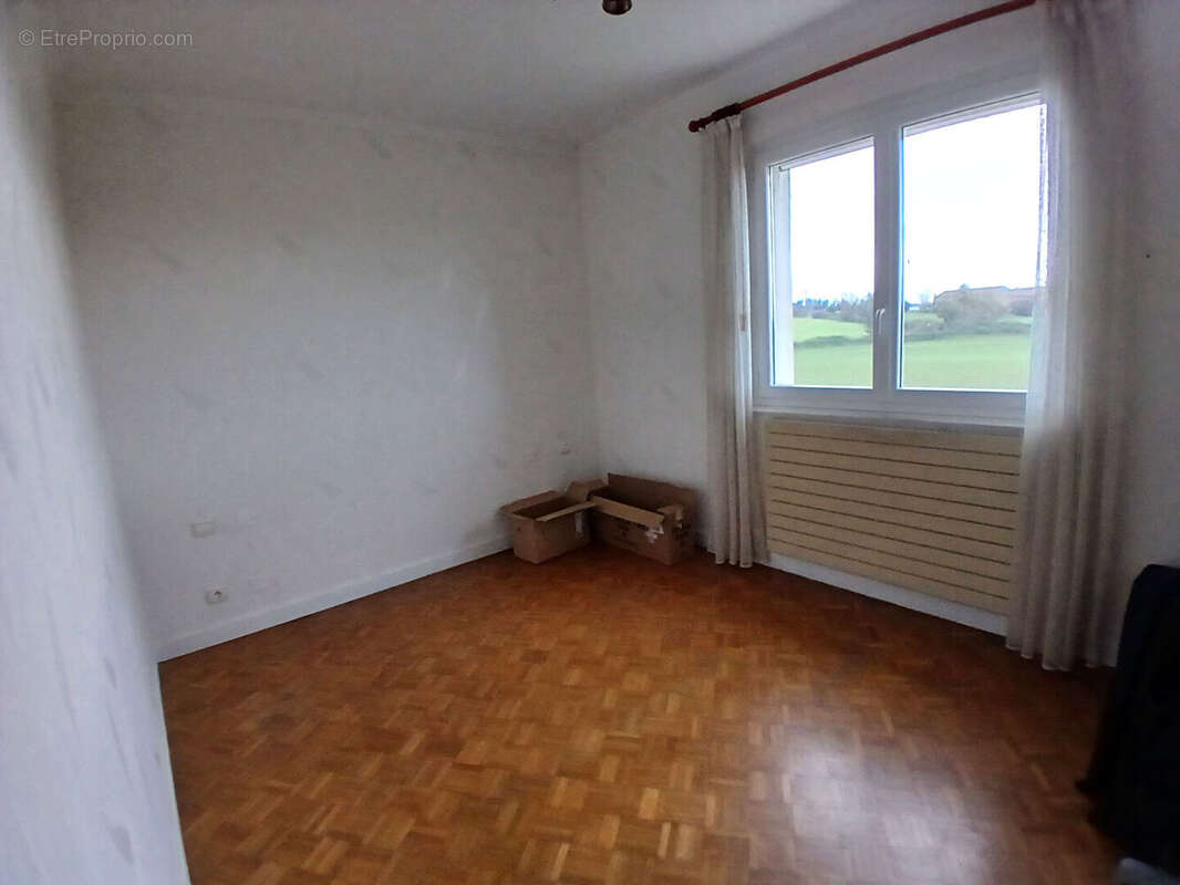 Maison à SAINT-ANDEOL-LE-CHATEAU