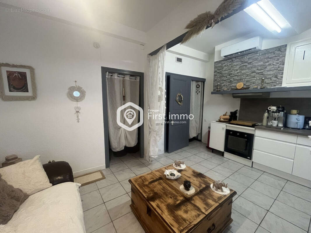 Maison à LATOUR-DE-FRANCE