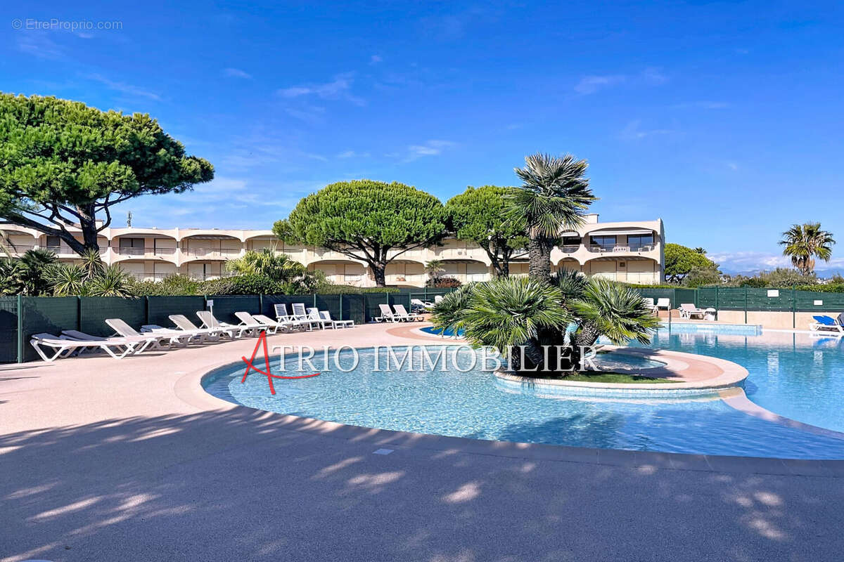 Appartement à VILLENEUVE-LOUBET