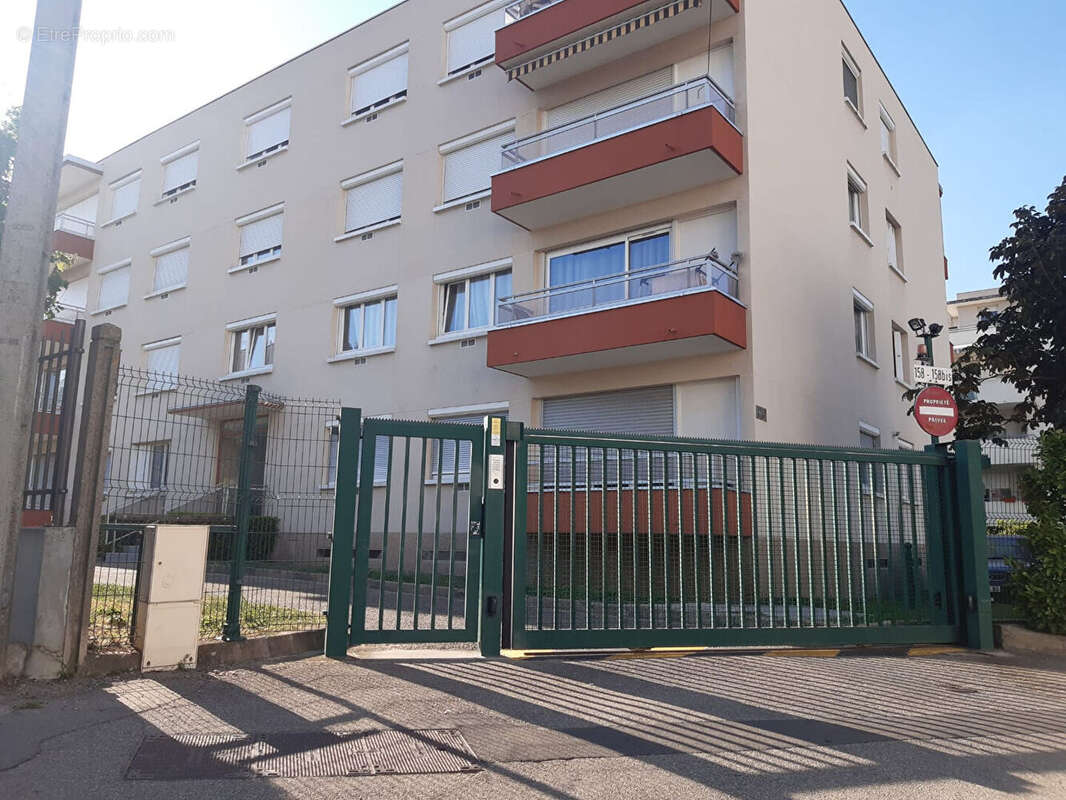 Appartement à VILLEURBANNE