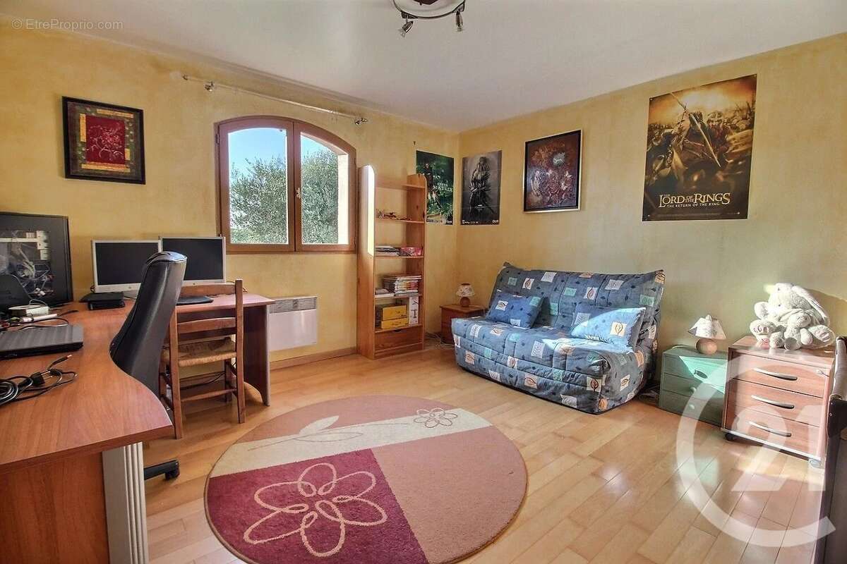 Maison à MOUANS-SARTOUX
