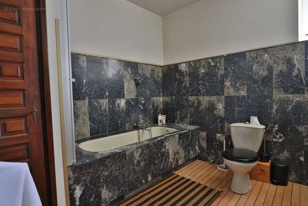 Maison à SAINT-SEVER-DE-RUSTAN