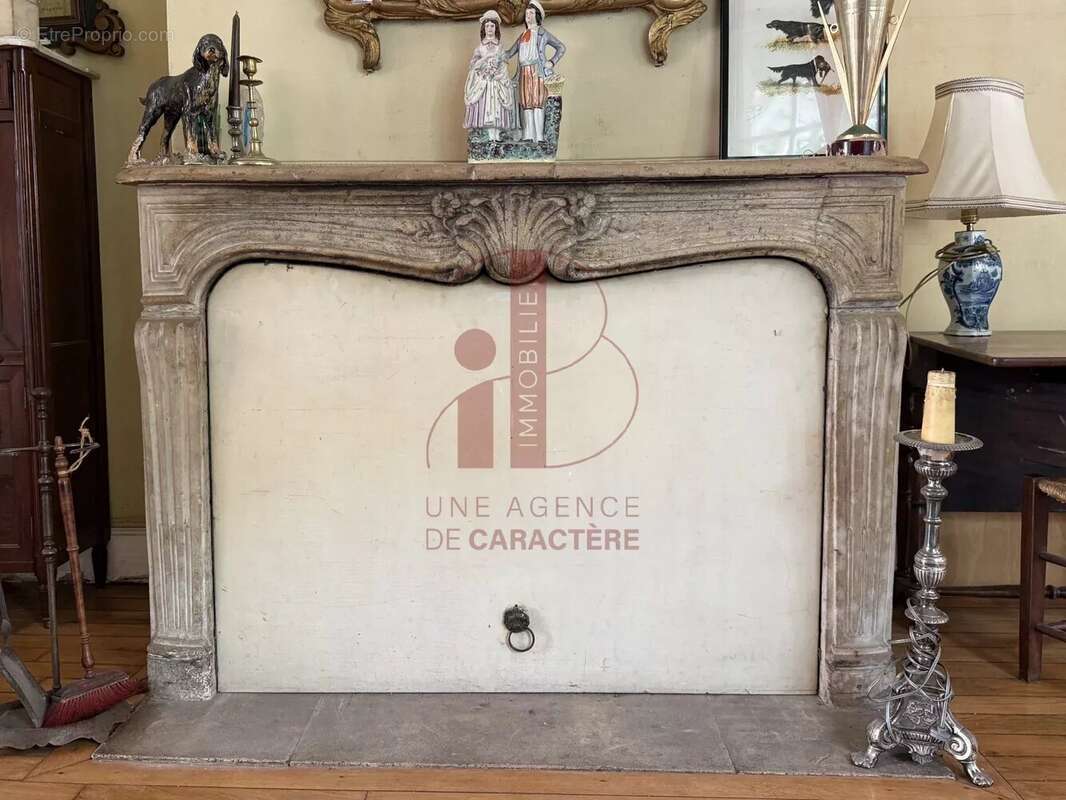 Maison à FONTAINEBLEAU