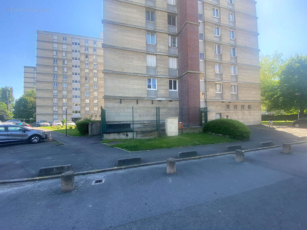 Appartement à AULNAY-SOUS-BOIS