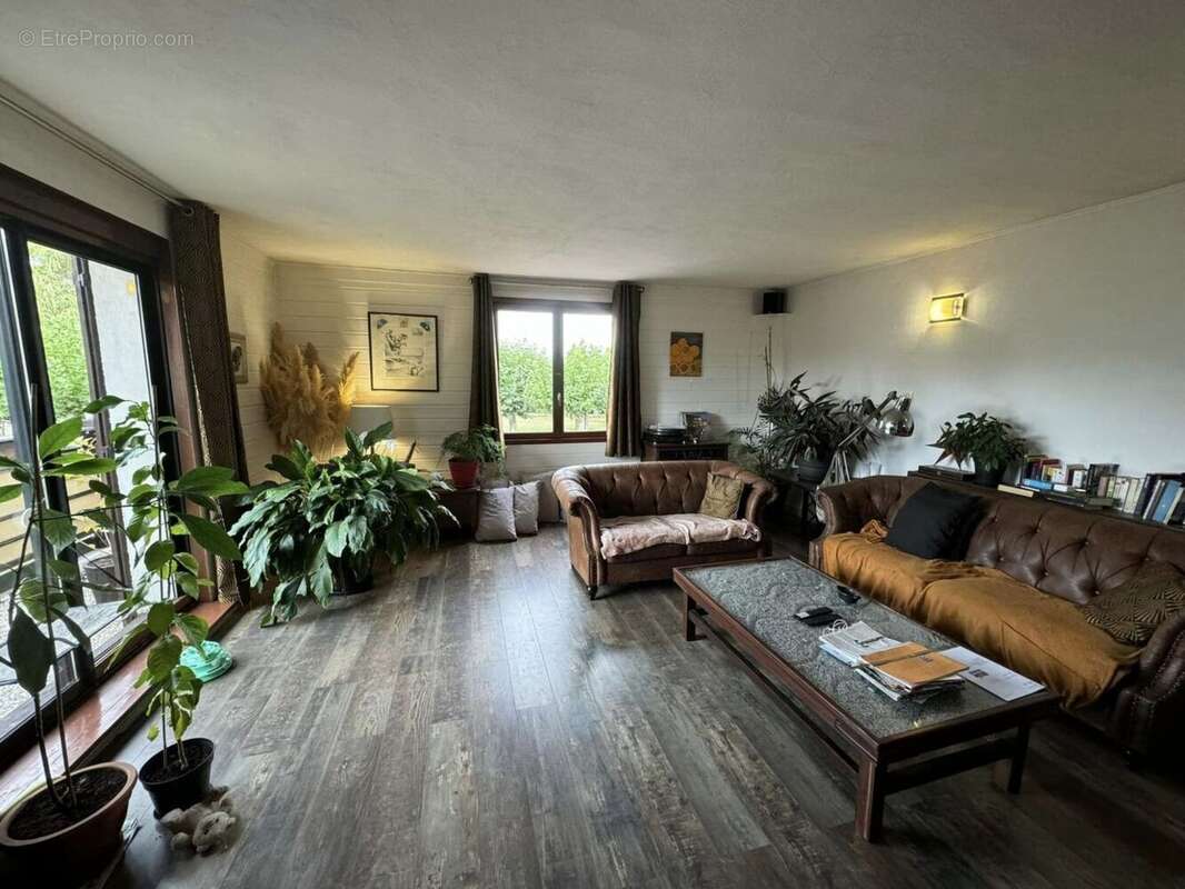 Maison à CHATEAUPONSAC