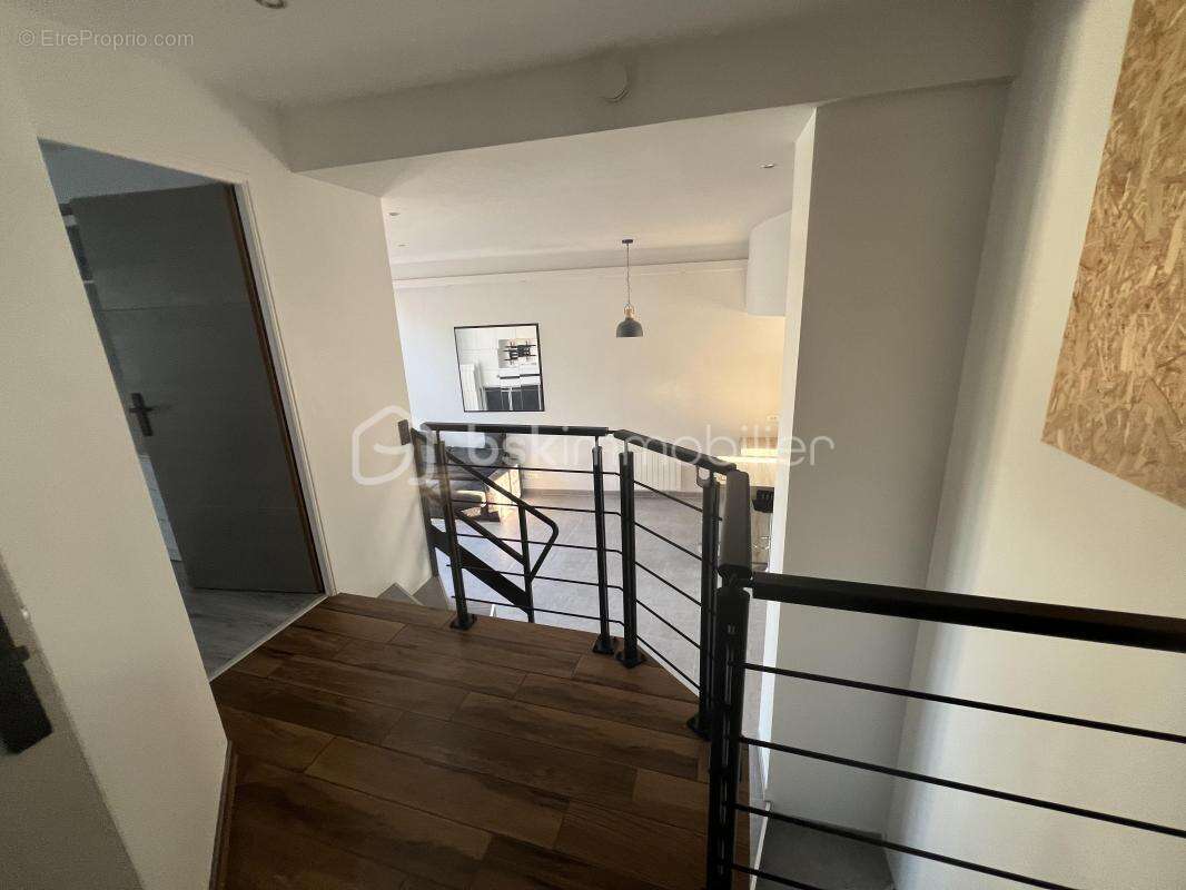 Appartement à BOMBON