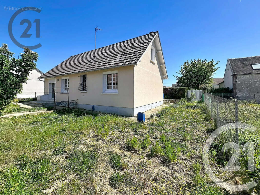 Maison à CHENY