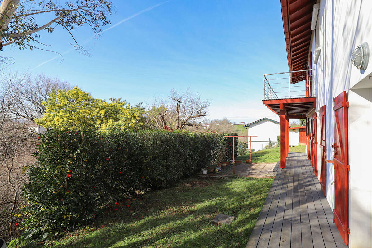Maison à SAINT-PEE-SUR-NIVELLE