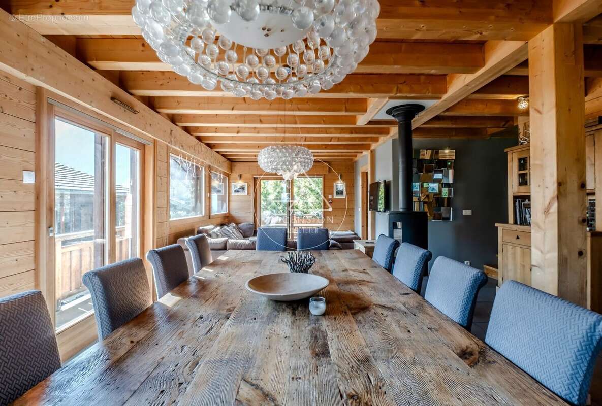 Superbe chalet 7 chambres avec appartement indépendant à proximité du centre de Morzine - photo 3