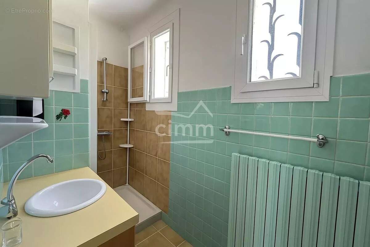 Maison de village avec jardin et appartement T3 - photo 9