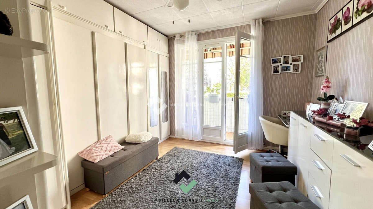 Appartement à CHOISY-LE-ROI