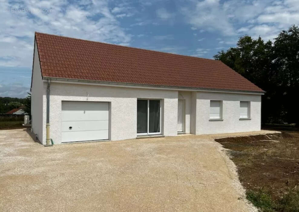 Terrain à AUXON-DESSOUS