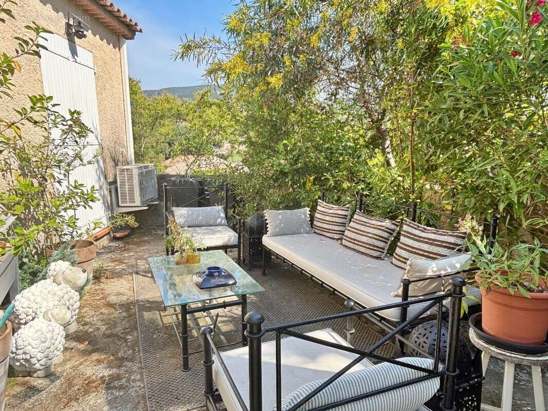 Maison 100 m² à Roquebrune-Sur-Argens  - photo 5