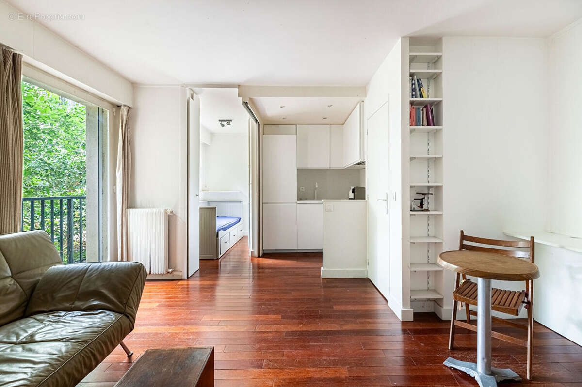 Paris 13 Nord Charmant 31 m² sur cour dans une copropriété de bon standing - photo 9