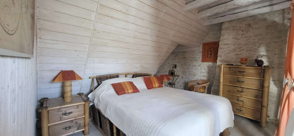 Maison à GINOUILLAC