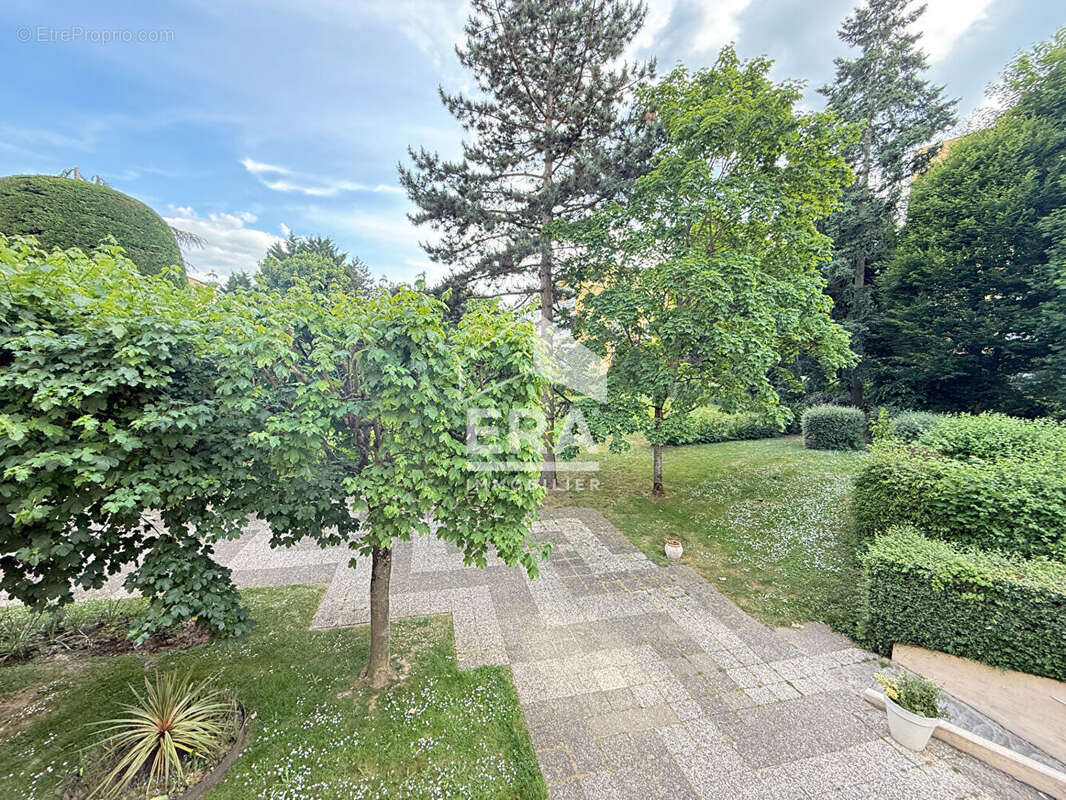 Appartement à ELANCOURT