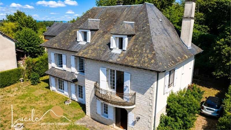 Propriété de caractère – Emplacement exceptionnel, beaux volumes et potentiel unique - photo 27