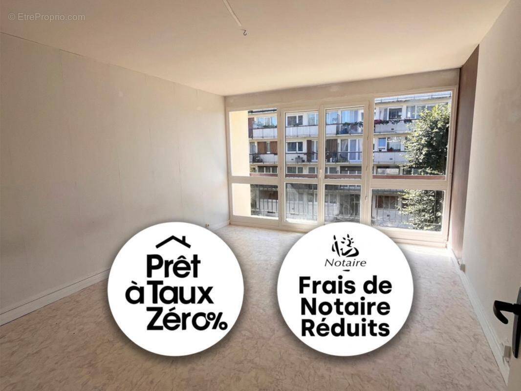 Appartement à MENNECY