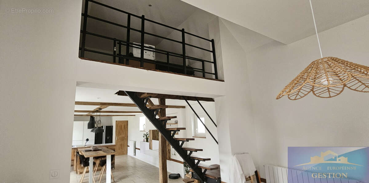 Maison à LABATMALE
