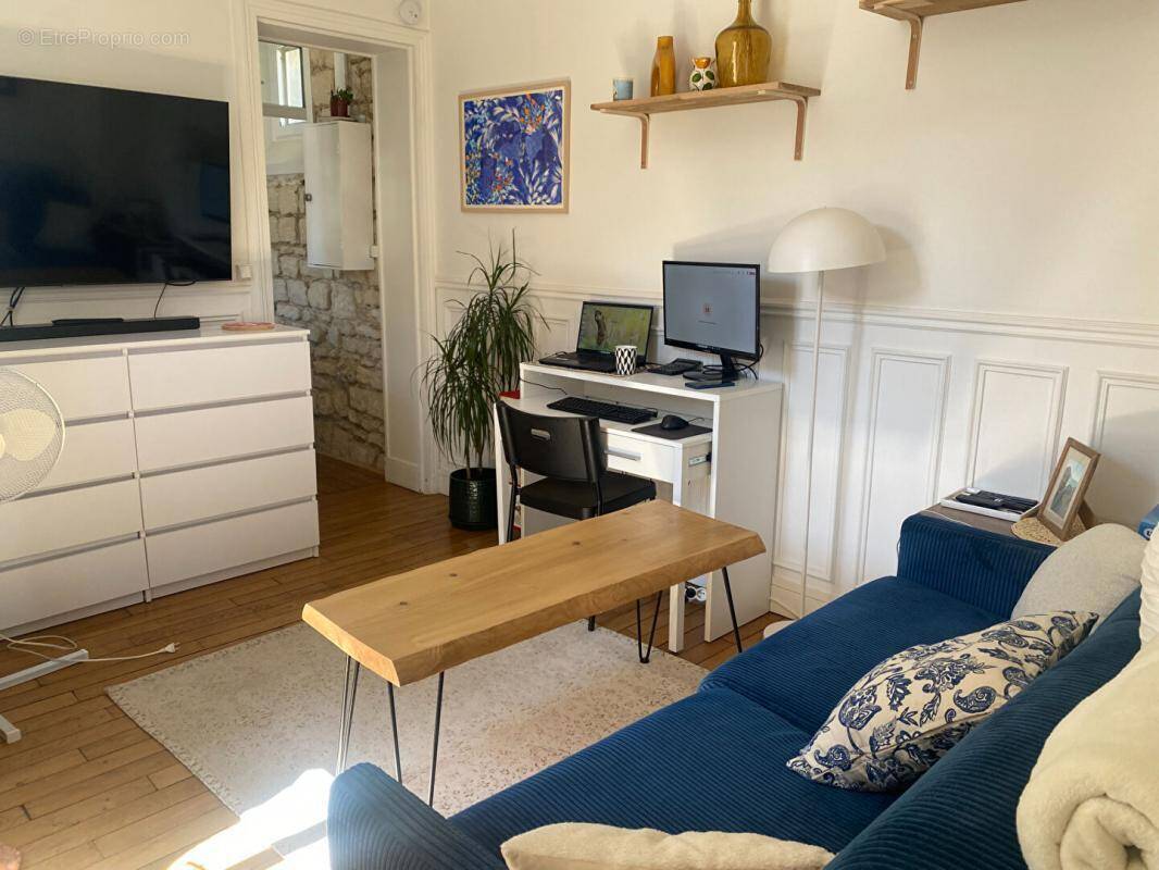 Appartement à PARIS-17E