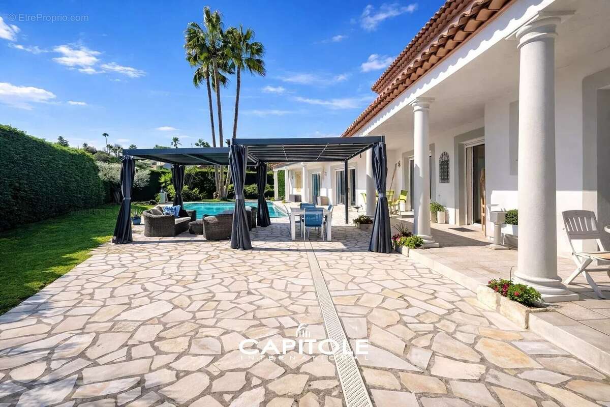 Maison à ANTIBES