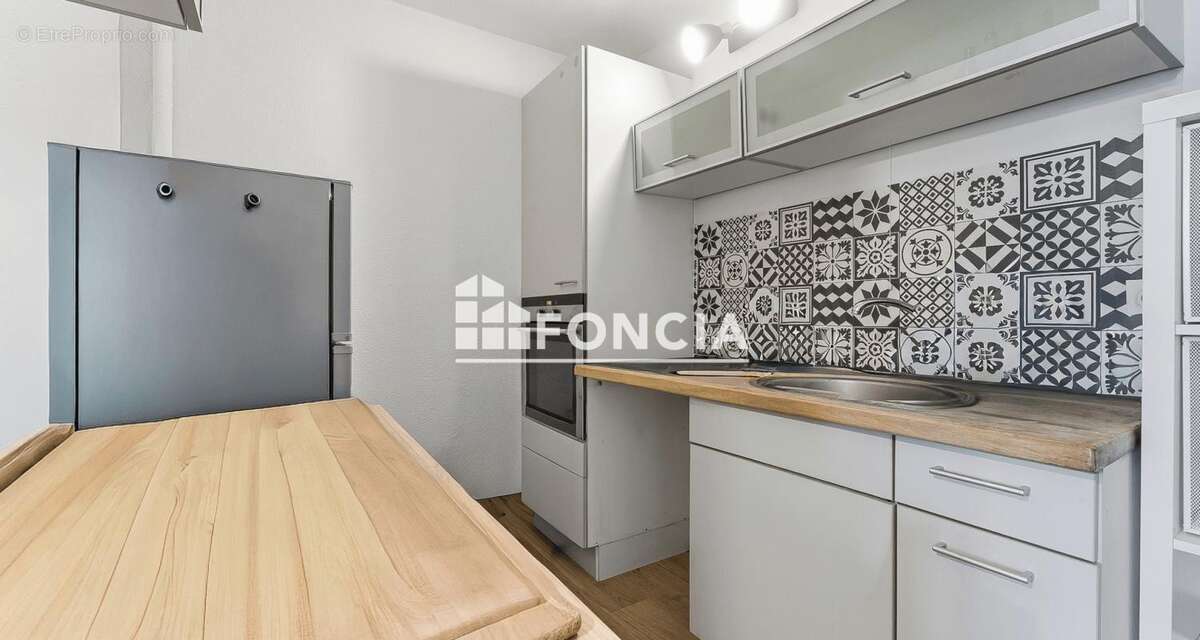 Vence Centre Ville - Appartement de 33.57m2 - photo 3