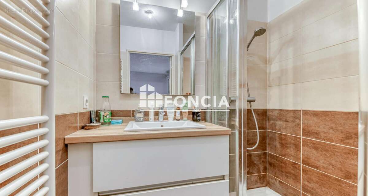 Appartement 88 m² à Villeurbanne  - photo 6