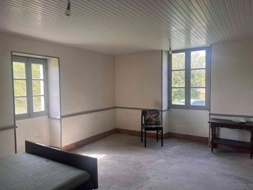 Maison à SAINT-CLAUD