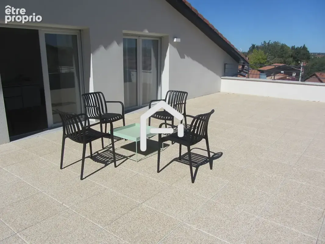 Appartement 100 m² à Castanet-Tolosan  - photo 2