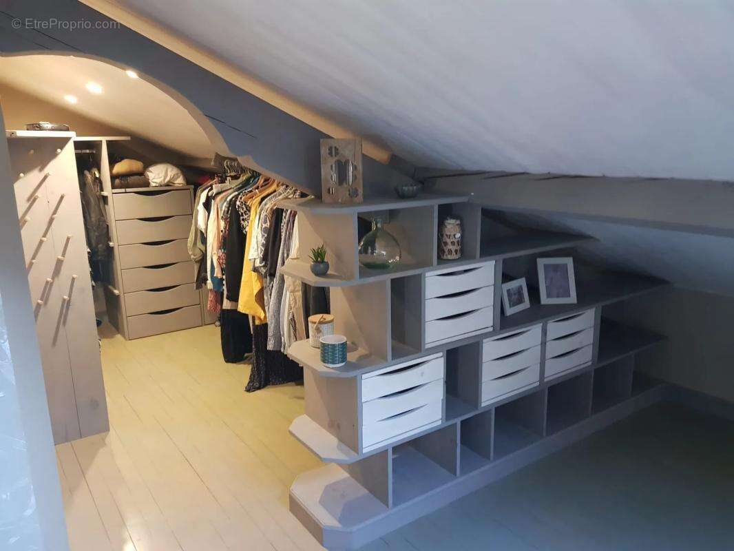 Maison à SAINT-JUSTIN