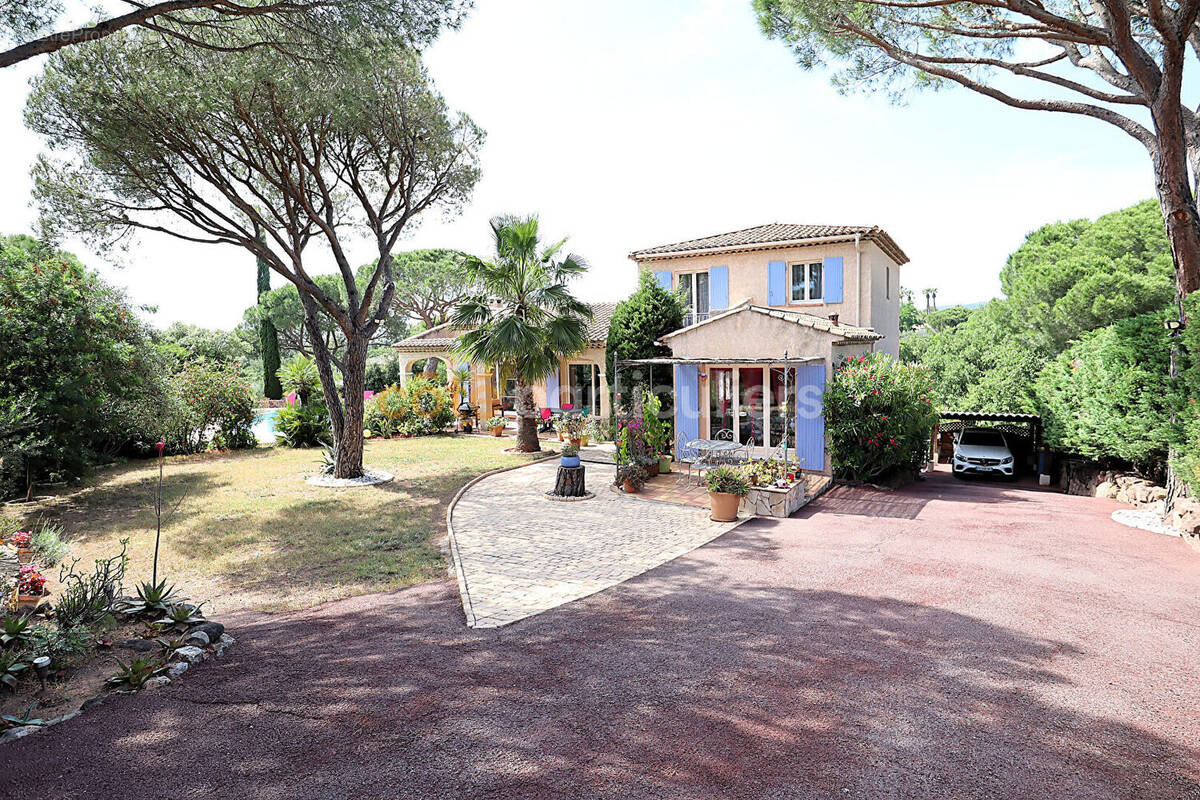 Maison à FREJUS