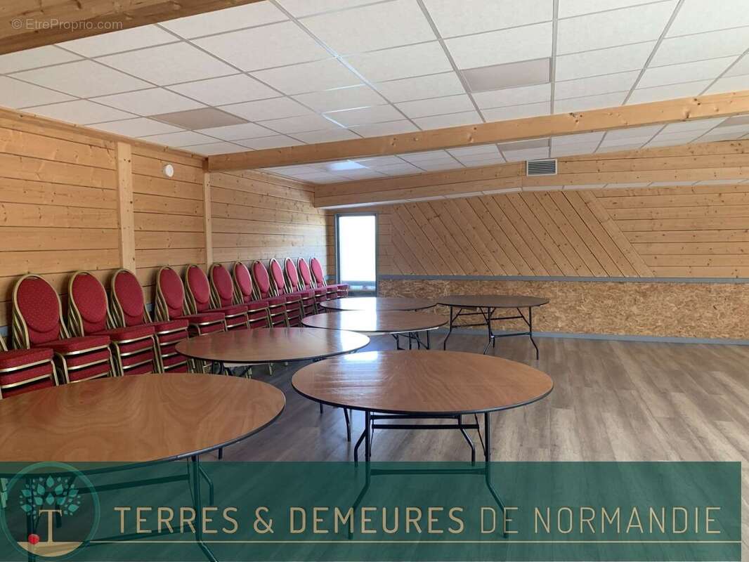 A VENDRE en NORMANDIE région de VIMOUTIERS (61120) un ensemble de bâtiments pour l'accueil d'événements : mariages, anniversaire - photo 14
