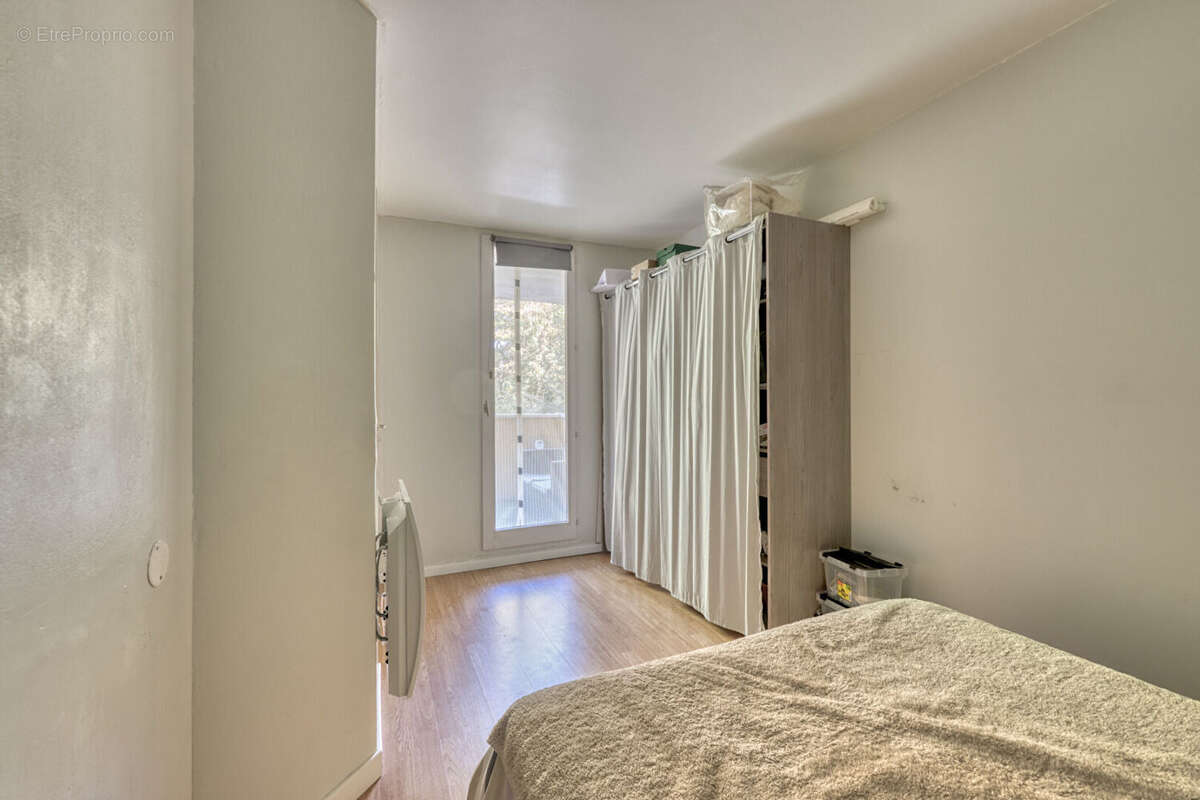 Appartement à COMBS-LA-VILLE